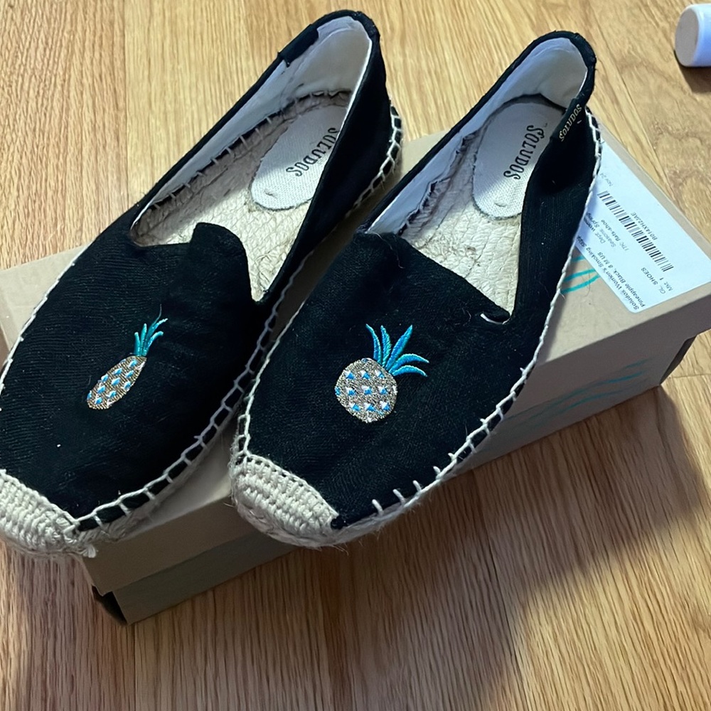Black pineapple detail SOLUDOS espadrille